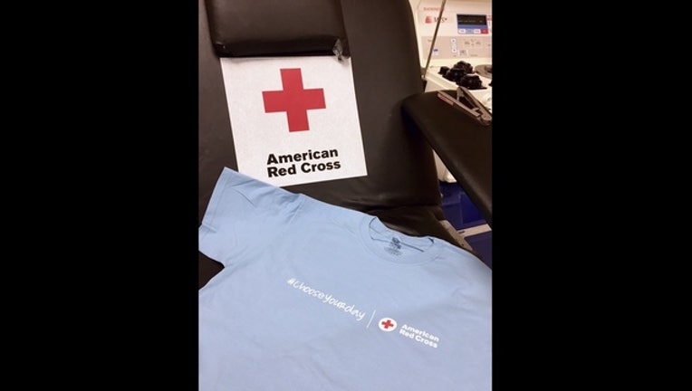 2adc0fb6-Limited edition Red Cross t-shirt
