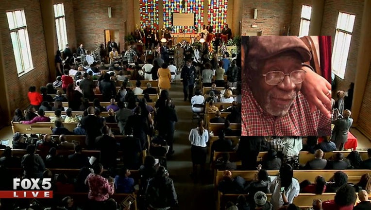 20f57cd2-robert goodwin funeral copy_1492873199966.jpg