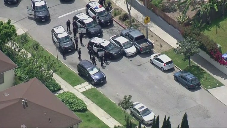 5761e6da-standoff hollywood april 4 2019_1554410057117.jpg-407068.jpg