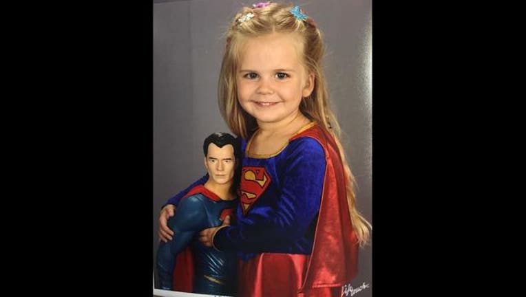 super_girl_FB_1477072980367-405538.JPG