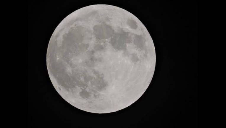 supermoon_Jillian Grace D. Enriquez_1443440153291-401720-401720.jpg