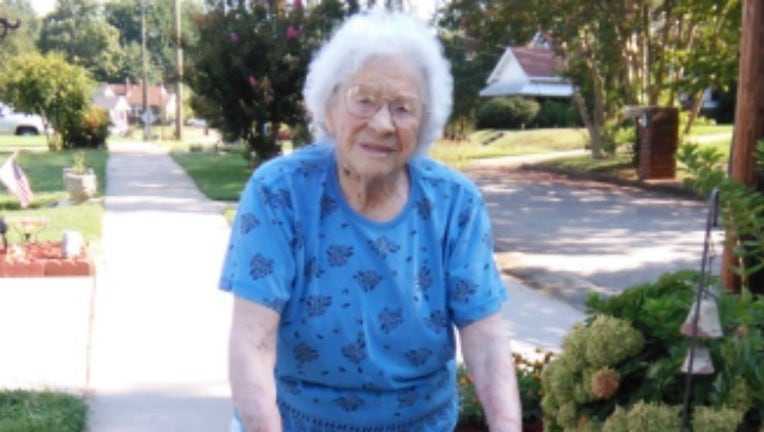 737972d5-susie turns 103_1533907247092.jpg.jpg