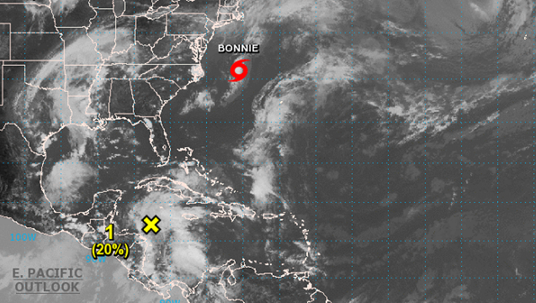 e24eed6a-two_atl_2d0_1464989027555.png