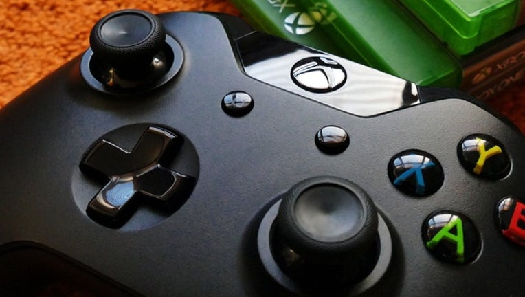 xbox_video_game_controller_generic_031918_1521477779196-401096.jpeg