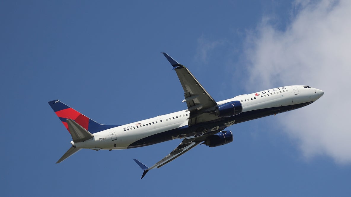 Smoke diverts Delta flight to Portugal; 4 taken to hospital