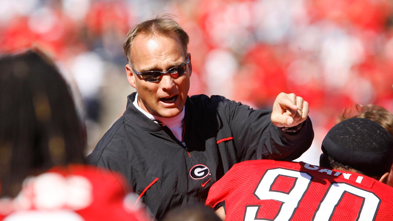 Former Georgia coach Mark Richt recovering after suffering heart attack