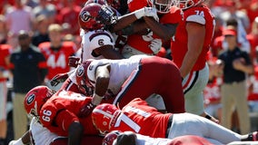 Georgia Bulldogs shocked with loss to South Carolina at home