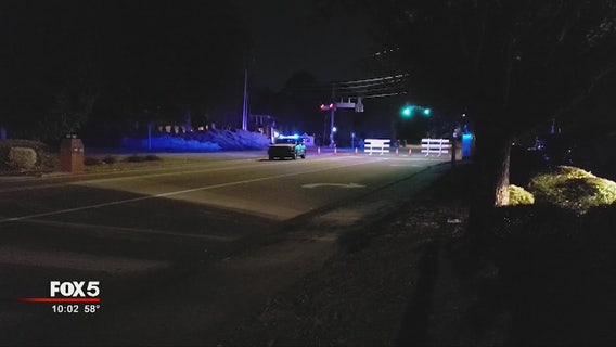 Roswell roads closed Wednesday night due to SWAT standoff