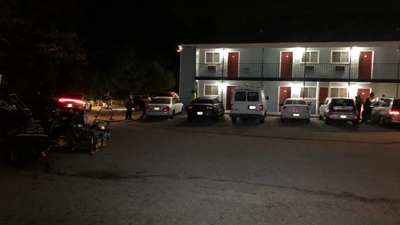 Deputies investigating shooting at Douglas County motel