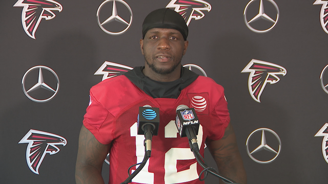 Report: Falcons trade Mohamed Sanu to Patriots