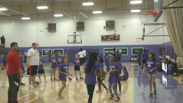 Atlanta Hawks sponsor all-girl basketball clinic