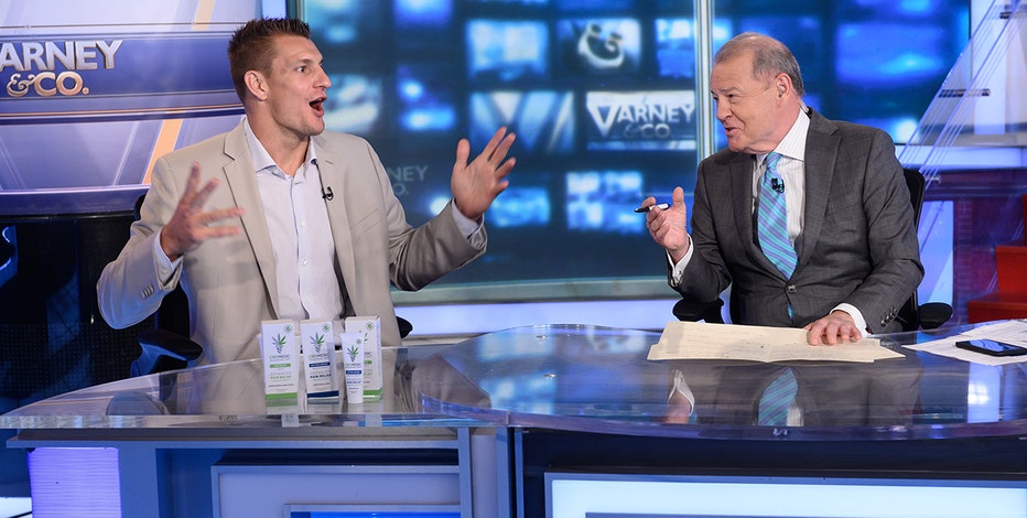 Rob Gronkowski doesn't exactly impress in Fox Sports debut