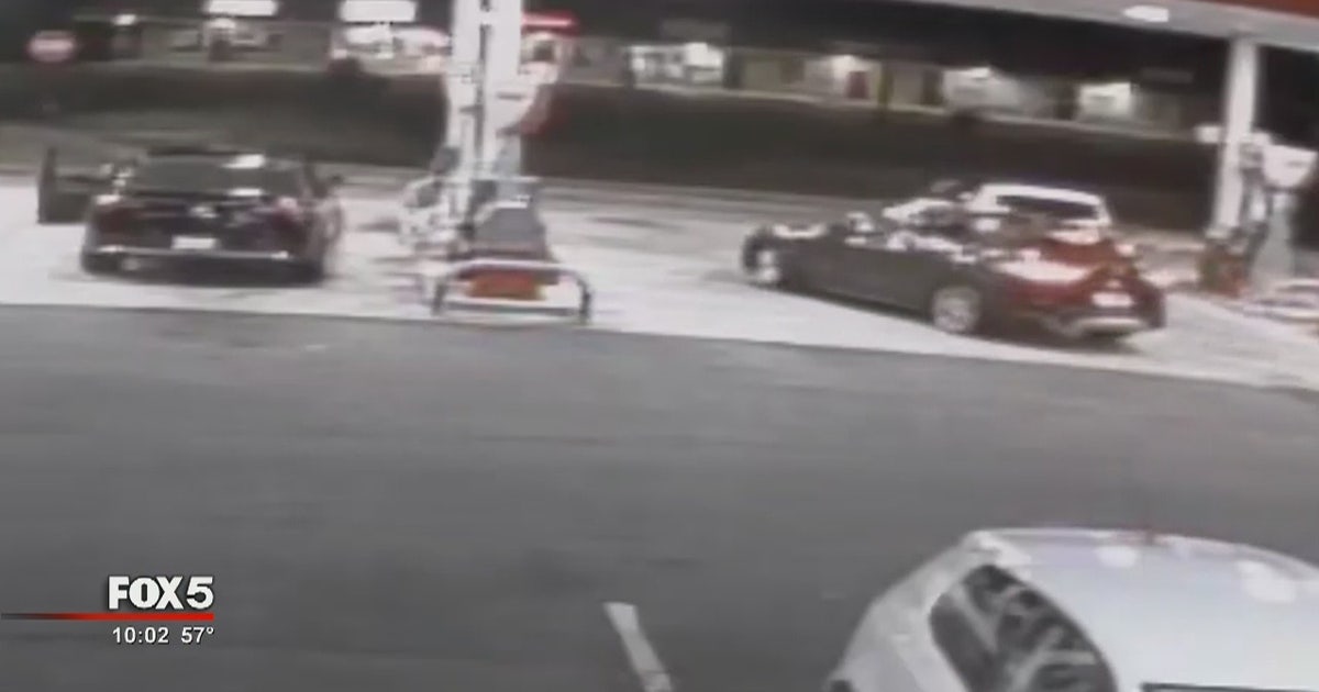 Man shot while trying to stop robbery crew breaking into his car | FOX ...