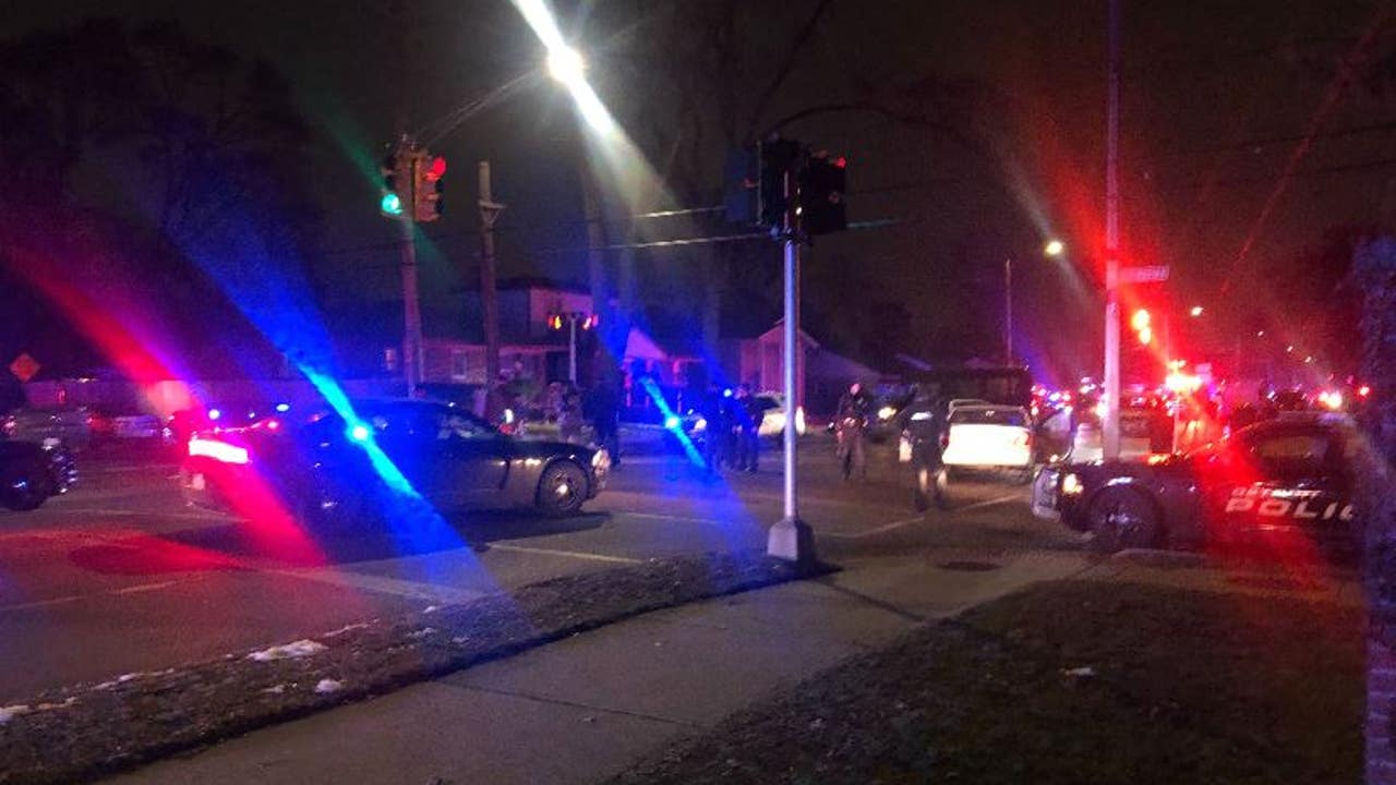 2 Detroit Police Officers Shot, 1 Killed In Shootout With Suspect On Wyoming