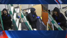 Police: Man breaks into convenience store through roof