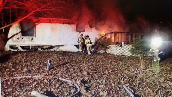 Hall County vacant mobile home fire under investigation