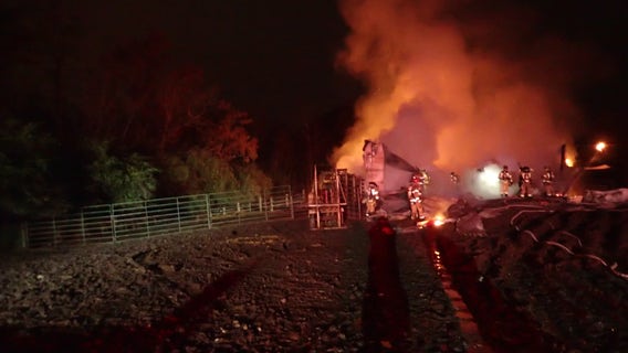 Officials investigating barn fire in Hall County