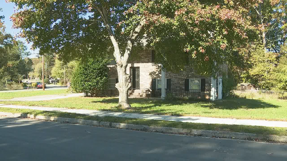 2 arrested in raid on South Fulton home