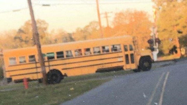Middle Georgia deputies search for mysterious out-of-state school bus