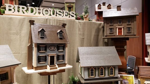 Weekend event offers 'elegant' holiday gift ideas