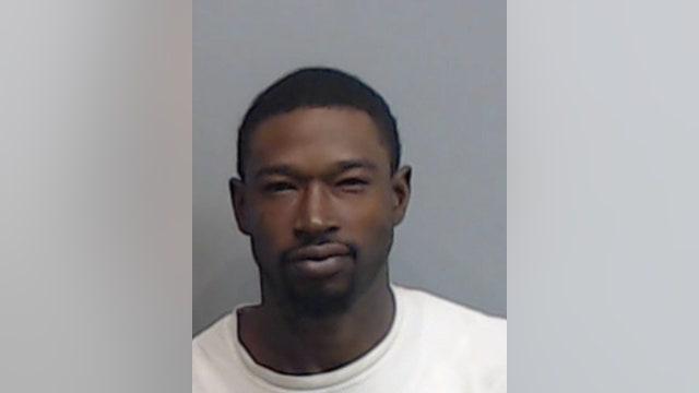 Deputies: Man arrested after refusing to stop live streaming in courthouse