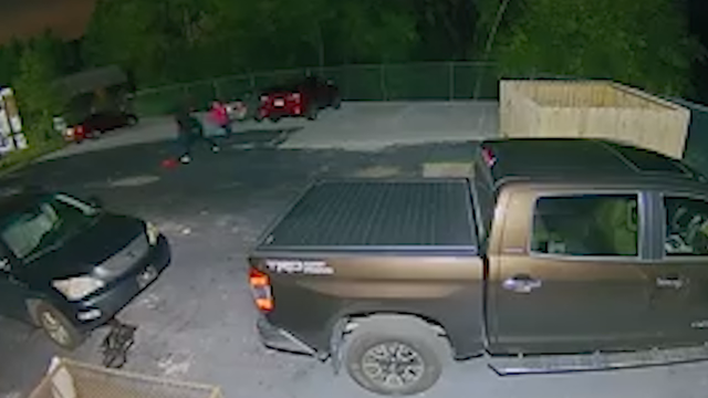 Police searching for South Fulton armed robber