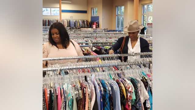 Thriftmas shopping challenge