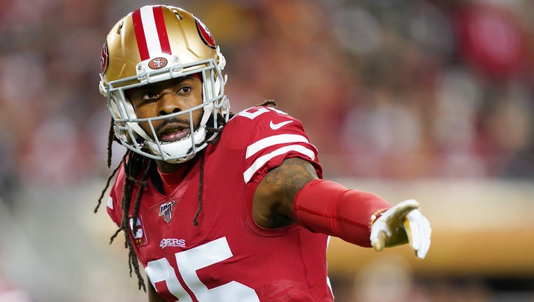 Richard Sherman #25 of the San Francisco 49ers lines up during the first quarter of the game against the Green Bay Packers at Levi's Stadium on November 24, 2019 in Santa Clara, California. (Photo by Thearon W. Henderson/Getty Images)