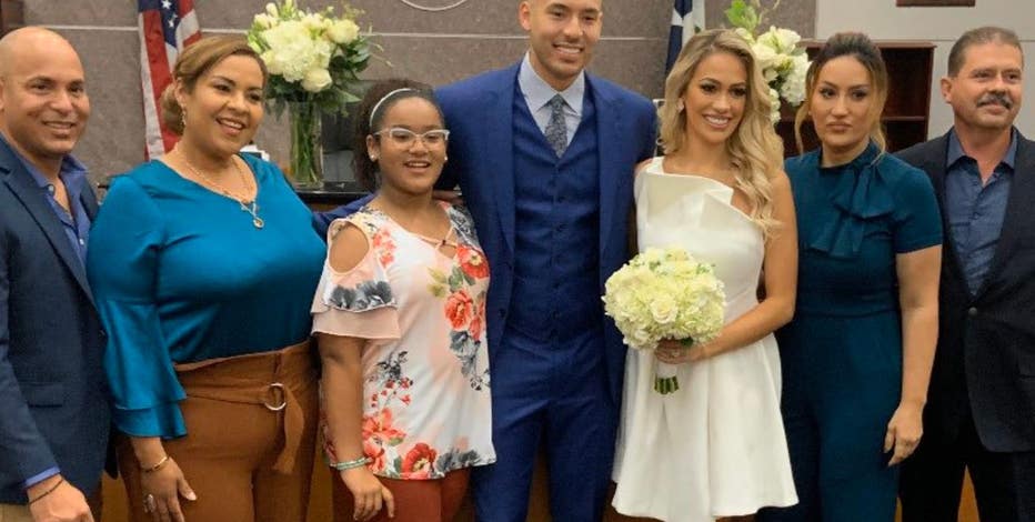 Carlos Correa, Daniella Rodriguez tie knot on Punta Cana beach