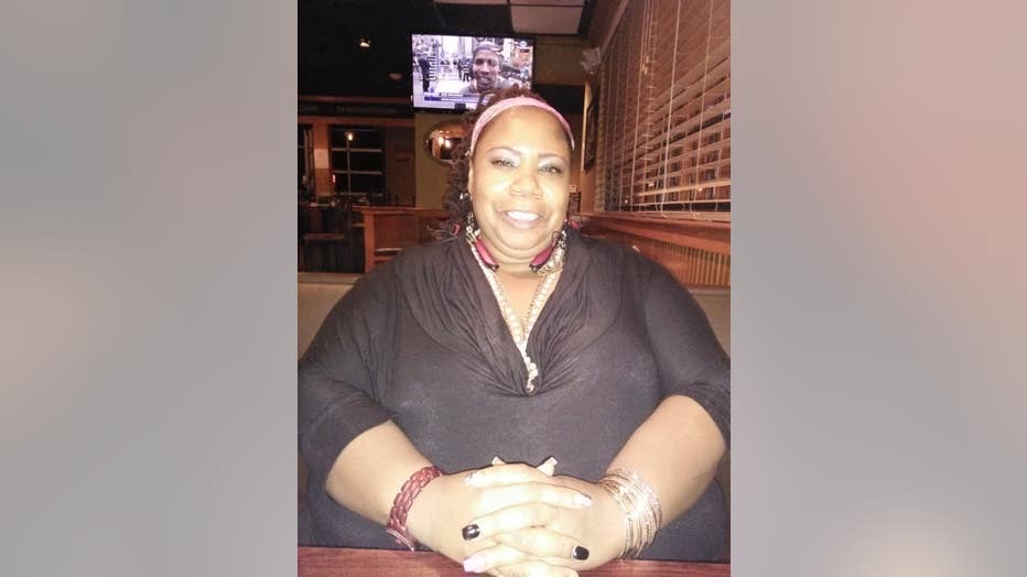 Shalunda McDonald sits in restaurant prior to her surgery.