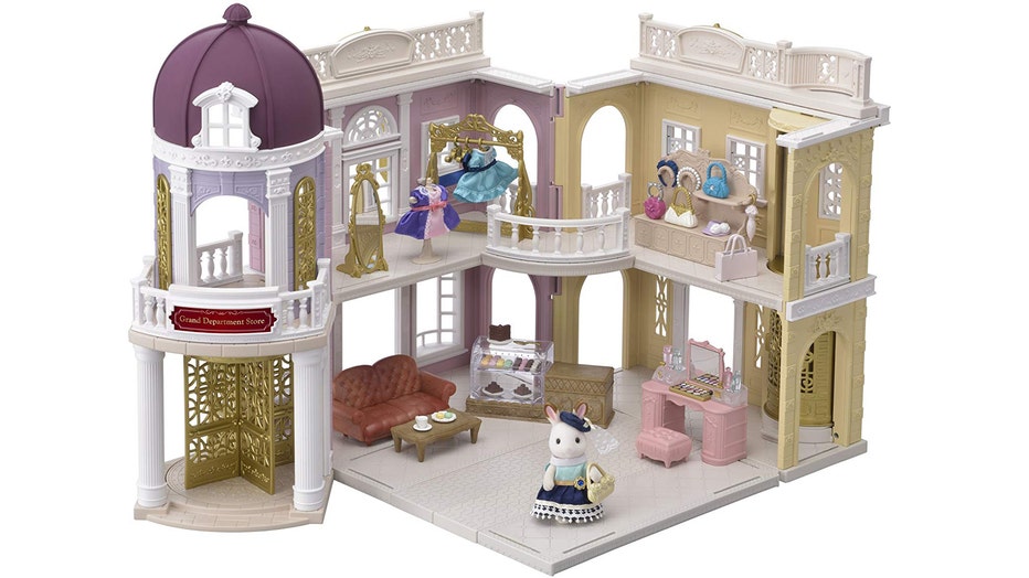 calico-critters-grand-department-store-gift-set.jpg