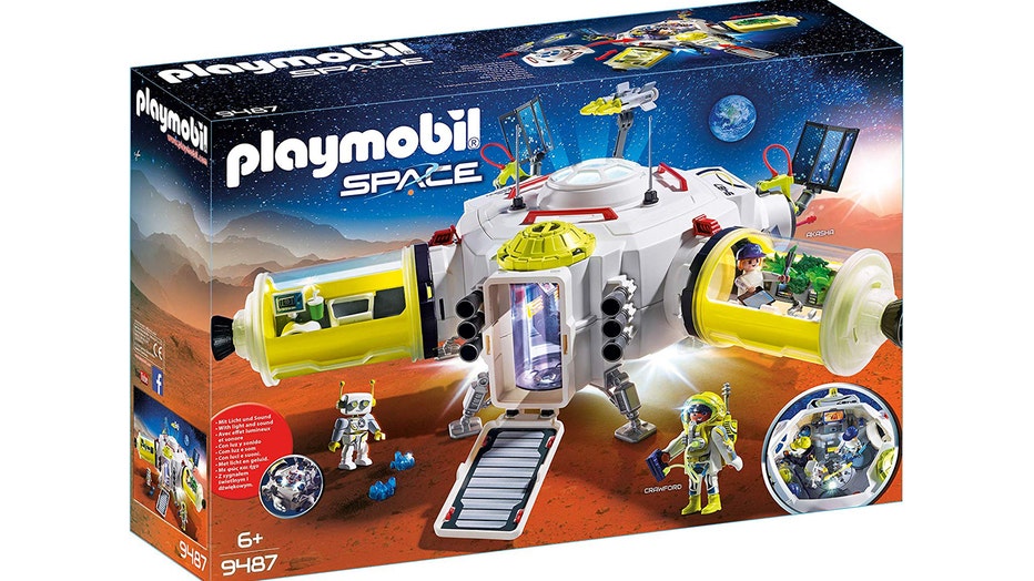 playmobil-space-station-set.jpg