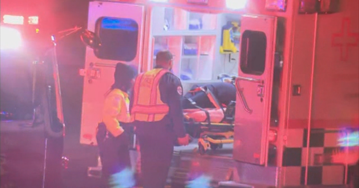 Atlanta police officer taken to hospital after I-75 crash | FOX 5 Atlanta