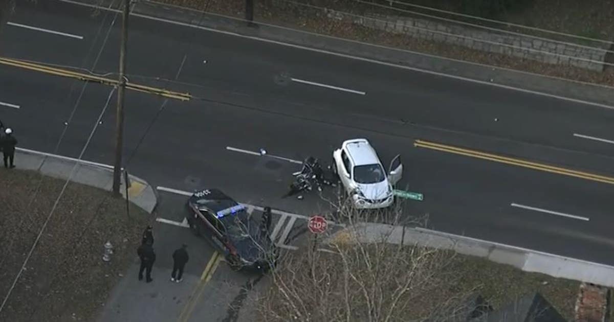 Atlanta Police officer injured in motorcycle wreck | FOX 5 Atlanta