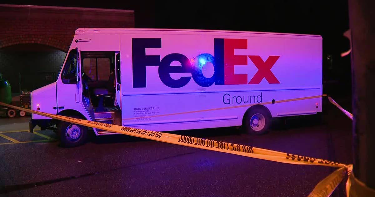Robbery suspect dead after shootout with FedEx driver in Lawndale | FOX ...
