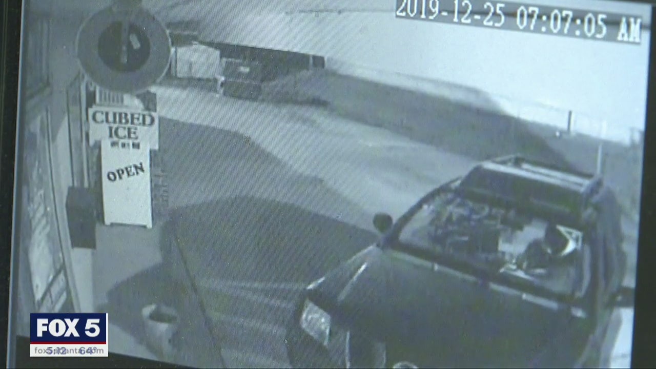 Caught On Camera Man Rams Stolen Car Into Liquor Store To Steal Popular Cognac Police Say
