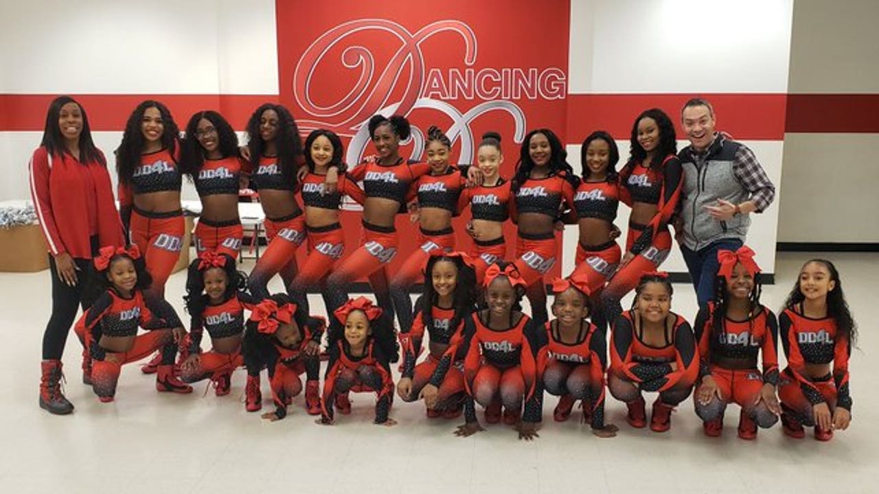 Metro Atlanta s Dollhouse Dance Factory hosts holiday toy drive FOX 5 Atlanta