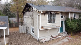 Family saved by barking dogs from fire that destroys Peachtree City home