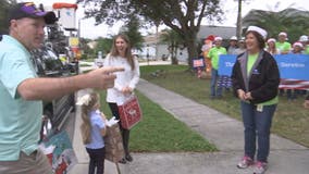 Veteran surprised with thousands of Christmas lights, decorations