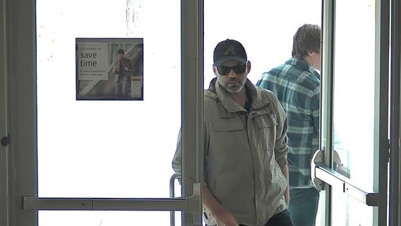 Alpharetta police searching for attempted bank robber