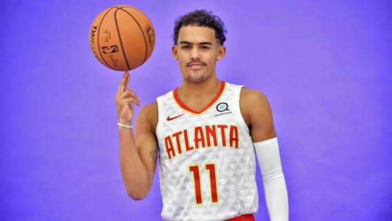 Hawks' Young leaves loss to Bucks with right ankle sprain