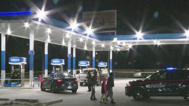 Man found shot multiple times inside vehicle at southwest Atlanta gas station