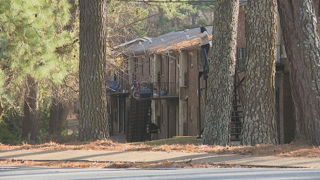 Police: Wanted man surrenders after locking himself in apartment