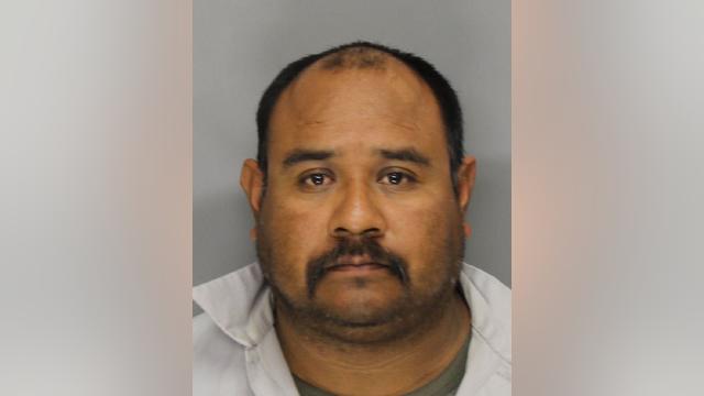 Court records: Man shoots 2 kids while trying to figure out how to use gun