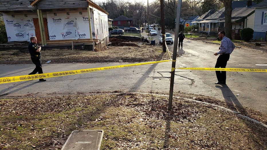 Police: Man Shot Multiple Times In Southwest Atlanta Neighborhood | FOX ...