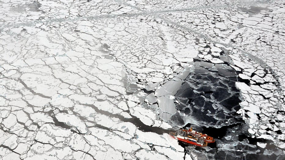 Healy_Arctic_intersection_orig_USGS__CoastGuardPhoto.jpg