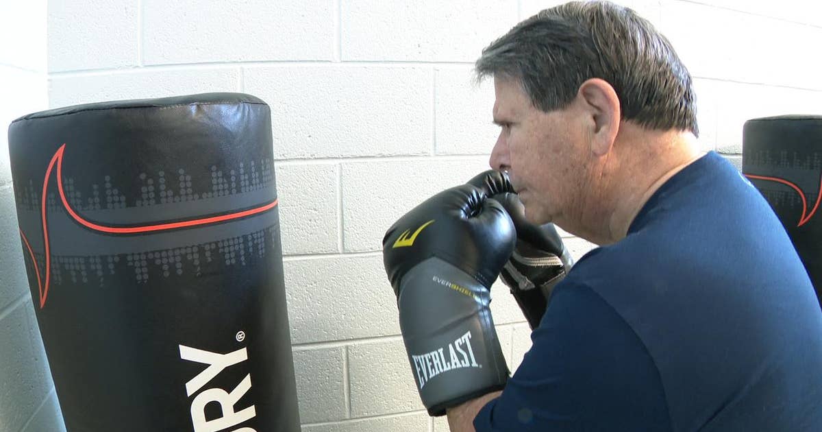 Parkinson's patients says boxing improves strength, flexibility | FOX 5 ...