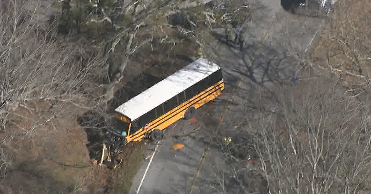Driver killed in head-on collision with Georgia school bus | FOX 5 Atlanta