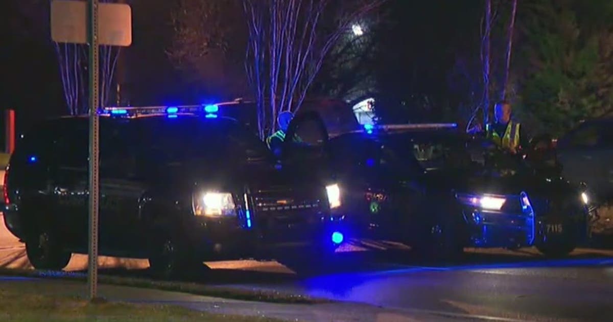 Police investigate deadly hit and run in Cobb County | FOX 5 Atlanta