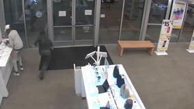 Police: 2 wanted for Flowery Branch smash and grab burglary